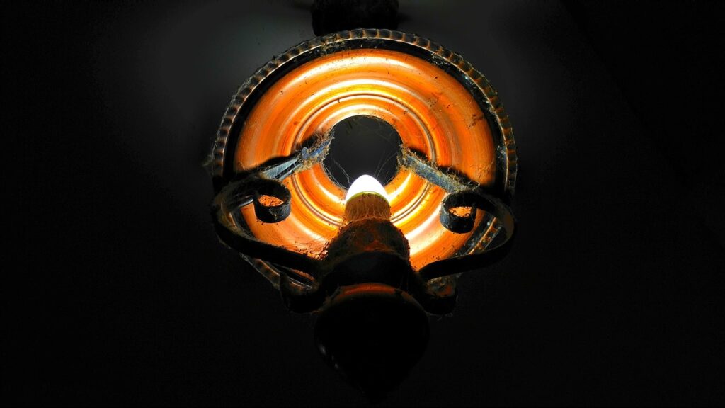 虫歯を放置すると口臭が強烈になる理由とは？